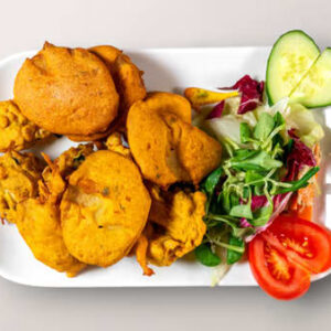 Mix pakoras plate